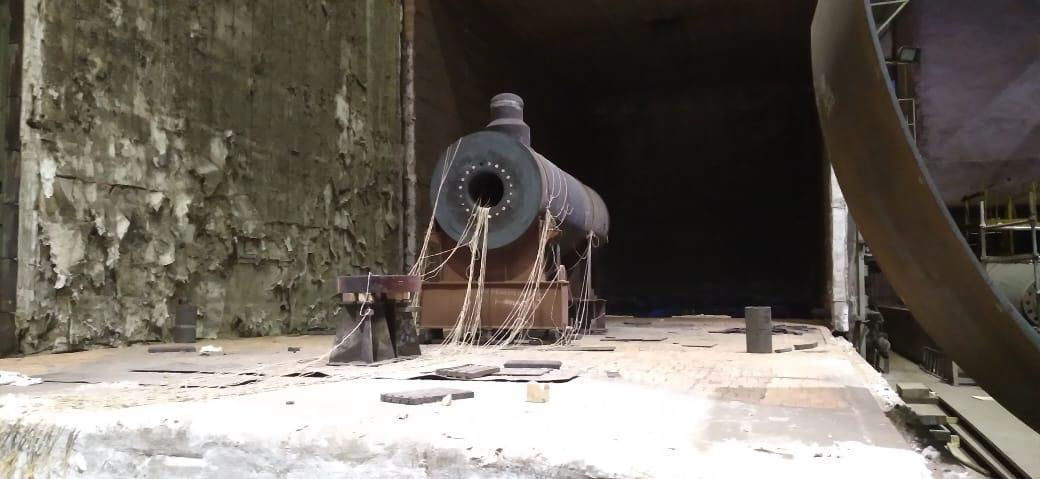 Figure 6. Thermocouples were installed at internal and external surfaces prior to furnace PWHT.