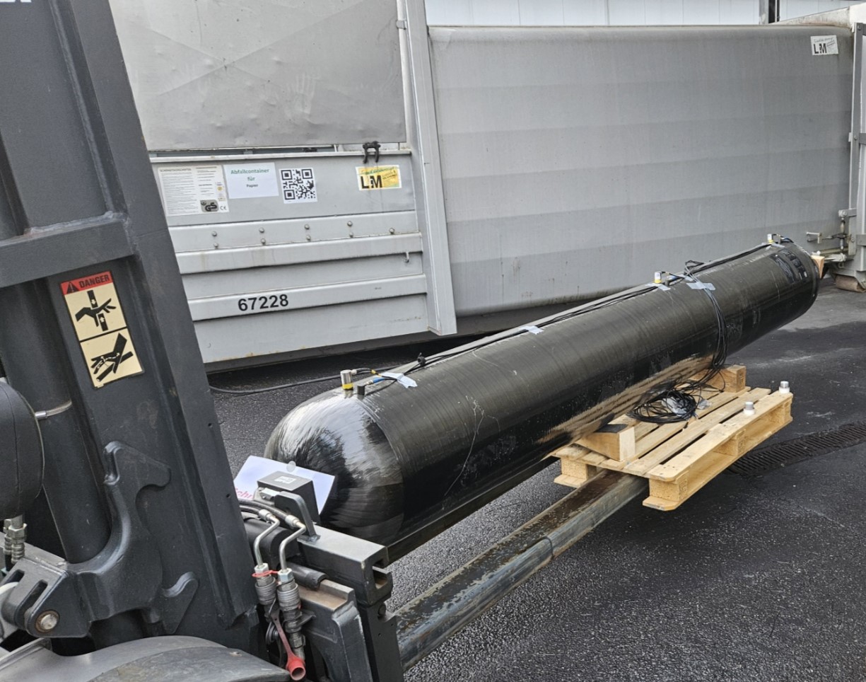 Pressure gas containers for the transport and storage of hydrogen, for example, are also subjected to inspections using Acoustic Emission Testing.